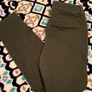 Old Navy Pixie Pant